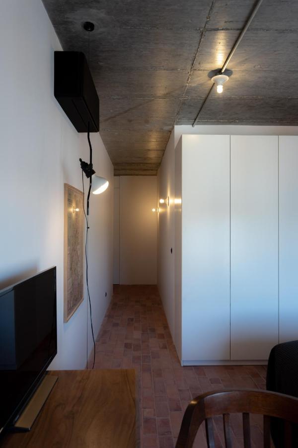 Columbano - Boutique Ensuites, Cokitchen & Parking Gæstehus Lisboa